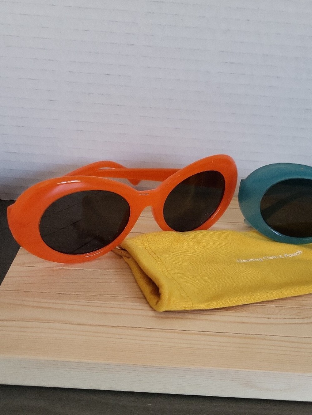 Retro Nirvana Curt Cobain Style Oval Sunglasses in Orange & Teal Set of 2 - Picture 4 of 12